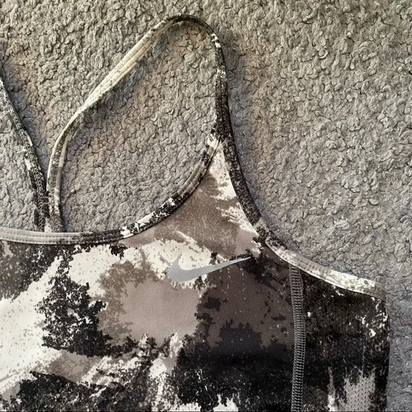 Nike Dri-Fit White Black Gray Racerback Tank Medium - Picture 3 of 5